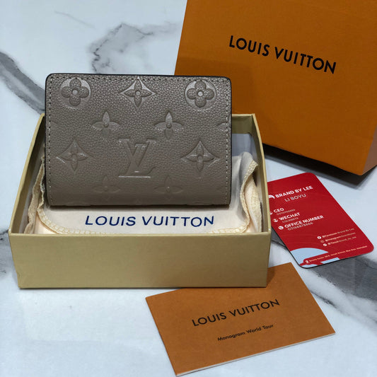 Louis Vuitton Cléa Wallet