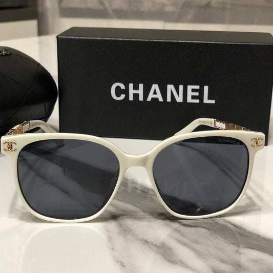 CHANEL Glasses