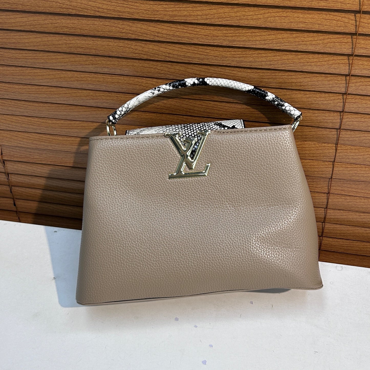 Louis Vuitton Capucines BB handbag